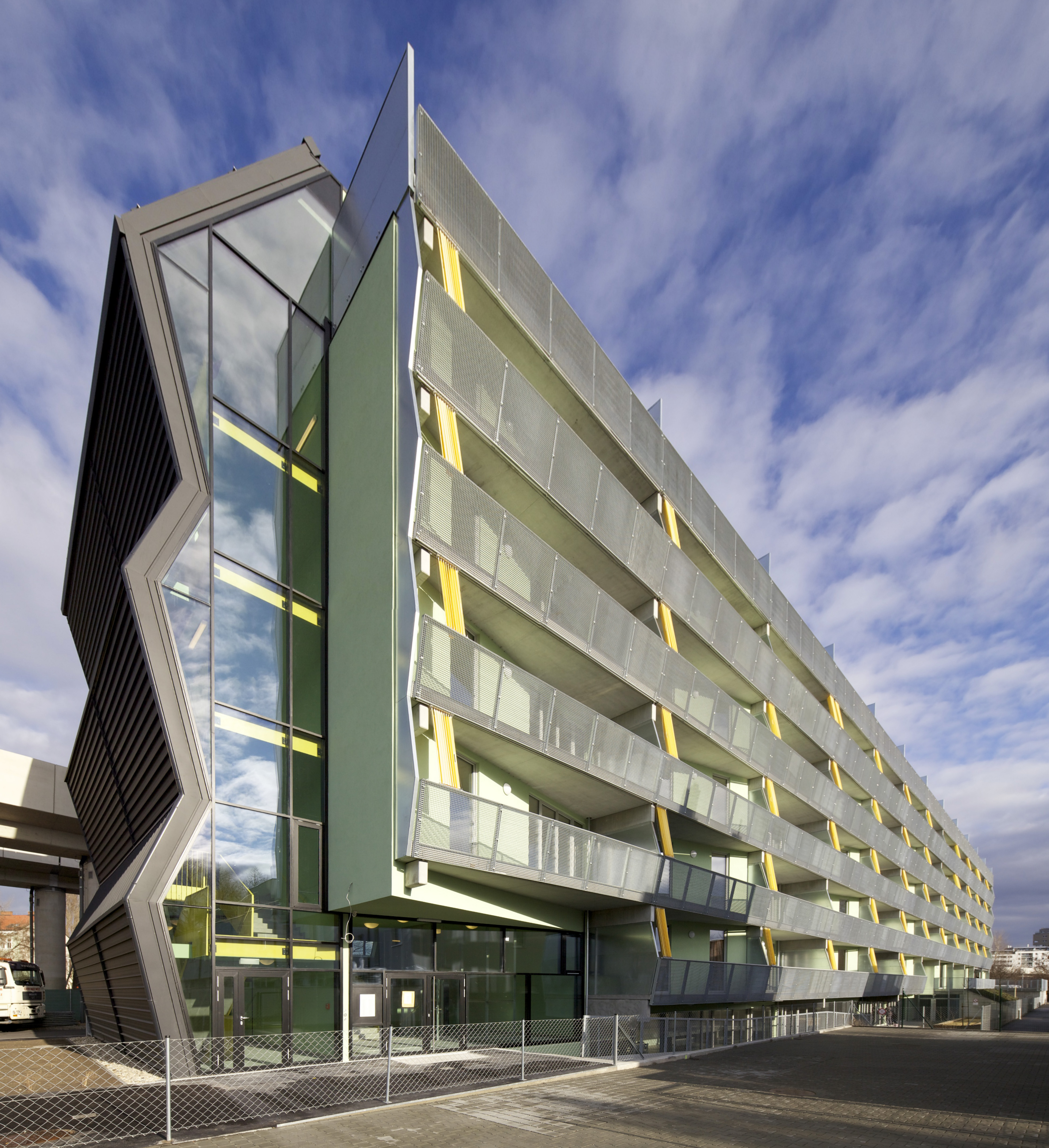 Moderne Wohnbaufassade